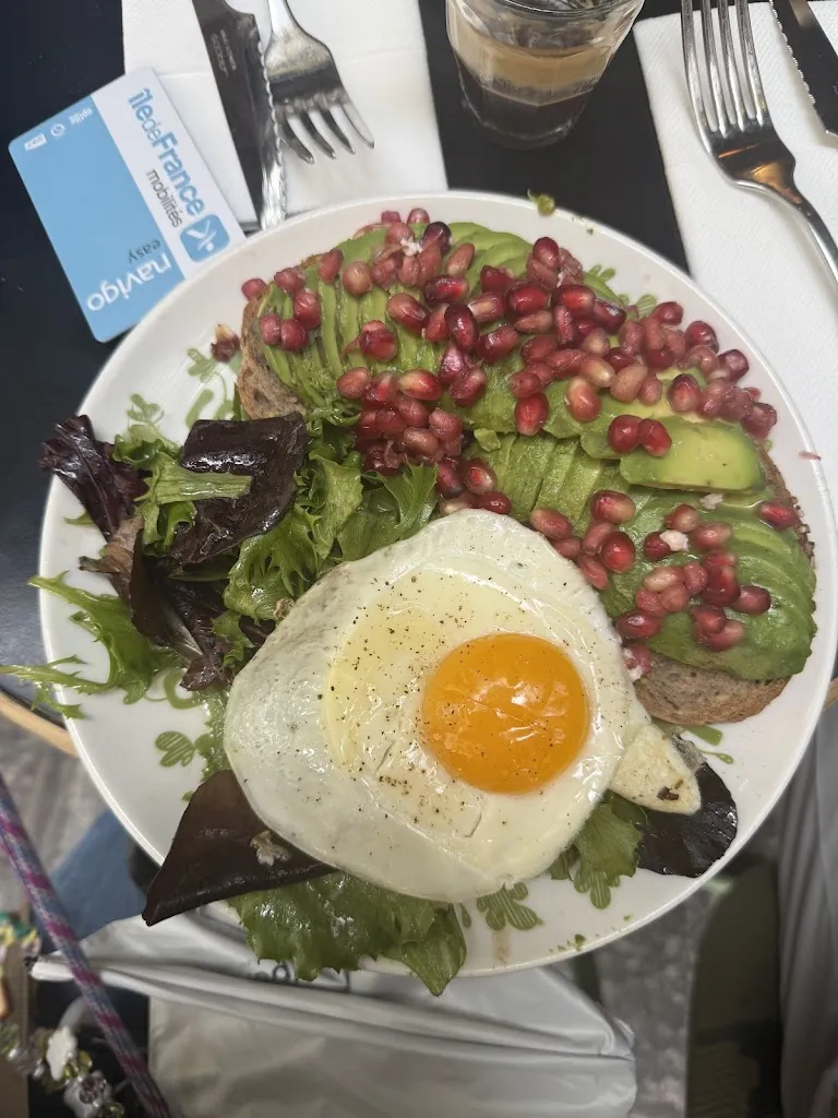 Jason Hiak_Maison Sauvage_Paris_review