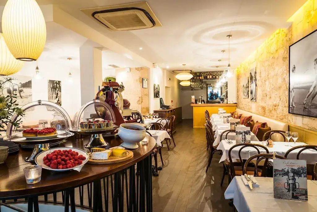 Cafe Louise_Paris_slider_image_1