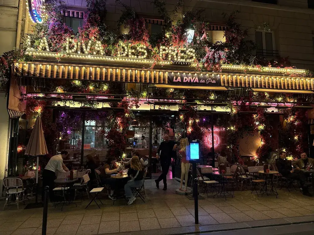 Kristina Arthur_La Diva des Prés_Paris_review