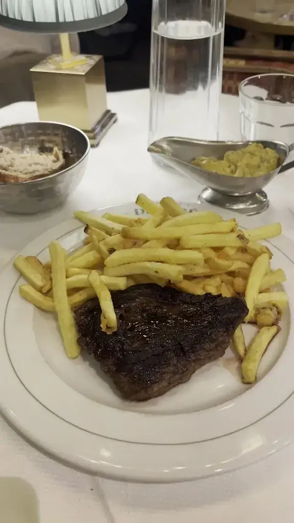 Brasserie des Prés_Paris_slider_image_2