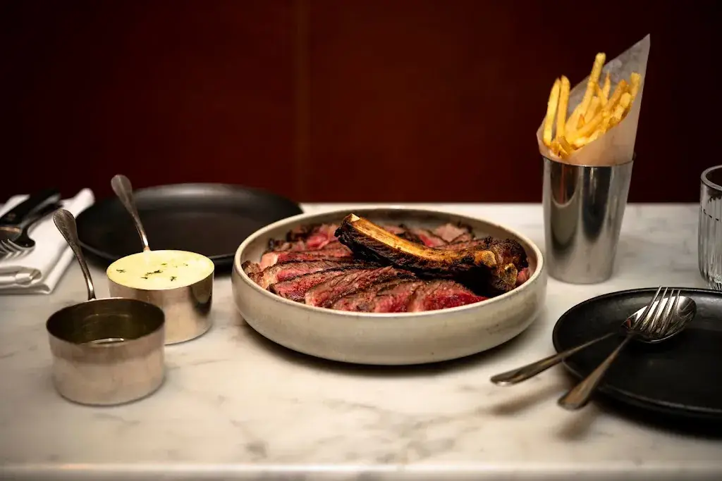 Aux Prés Cyril Lignac_Paris_slider_image_3