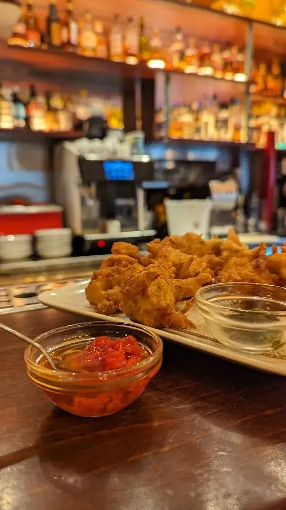 Amrutha Varshini_La Rhumerie_Paris_review