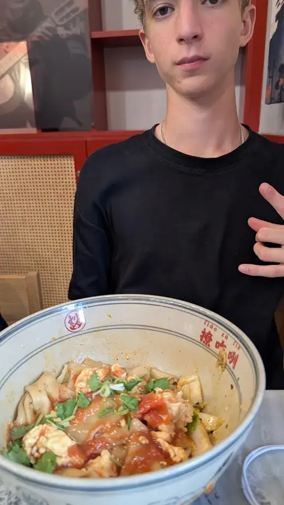 Mike Piff_La Taverne de Zhao_Paris_review