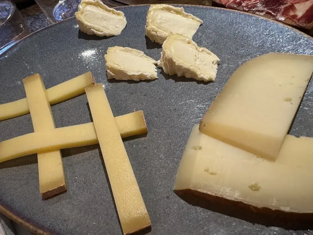 Christopher Watson_La Grande Crèmerie_Paris_review