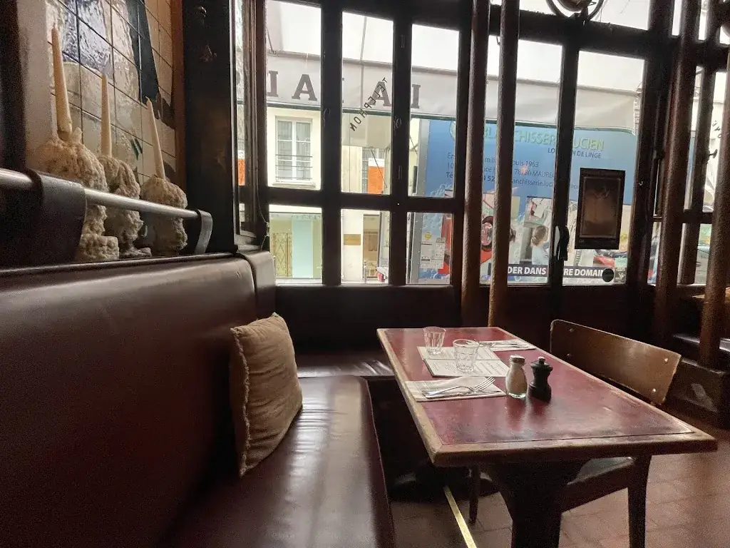 Matis Delmas_La Palette_Paris_review