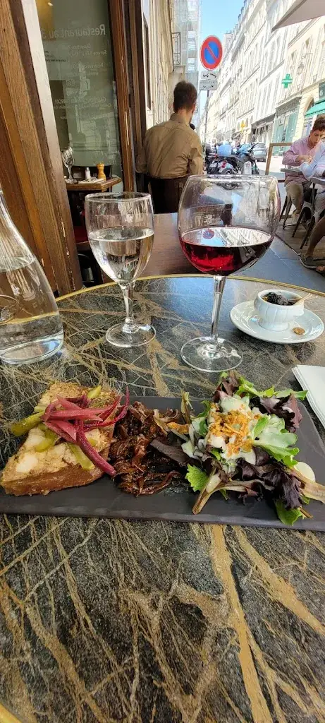 Ulsbold Harper_Au 35_Paris_review