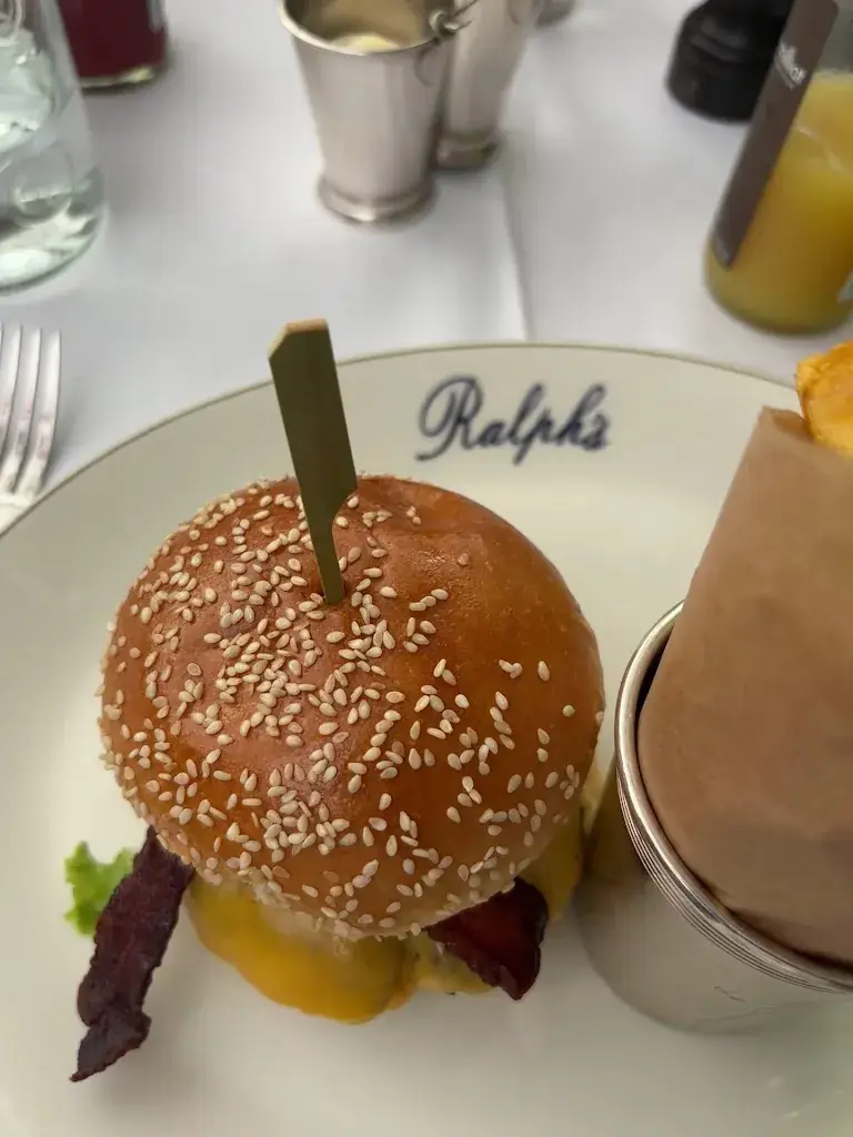 Ralph's Restaurant_Paris_slider_image_2