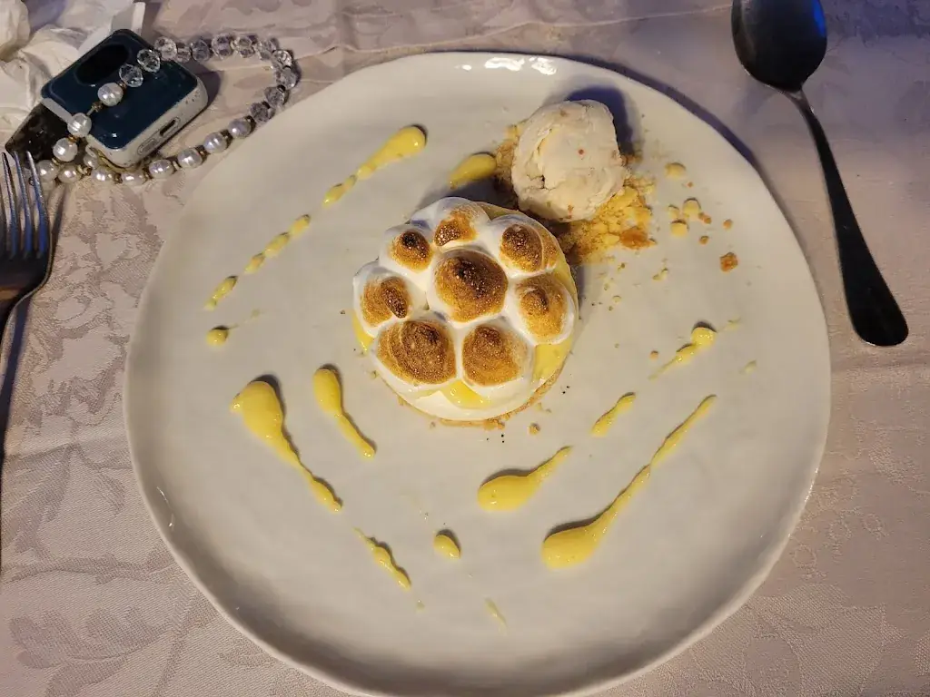 Magalie Rousseau_Restaurant du Domaine de Valaudran_Salbris_review