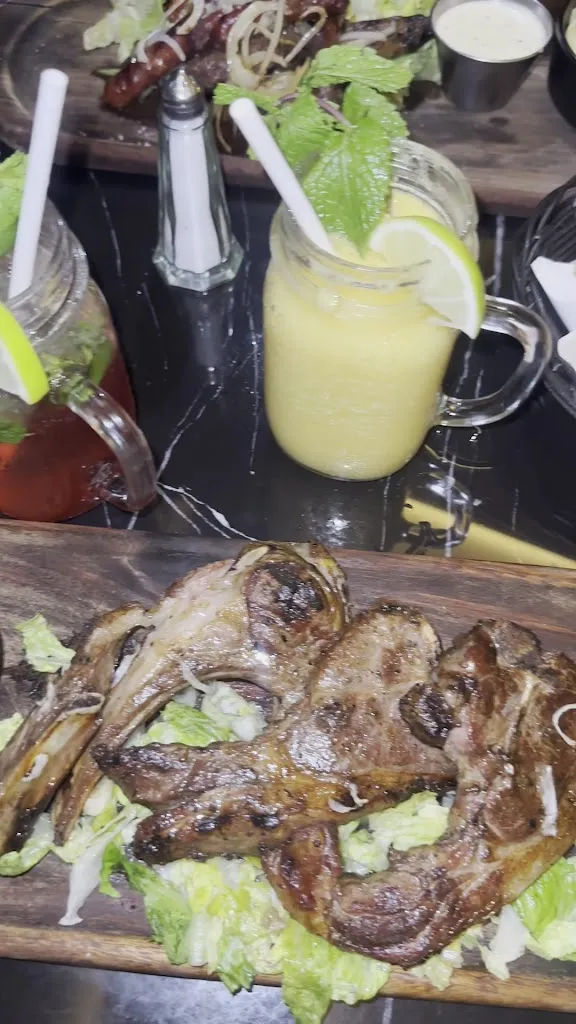 O'Papa restaurant_Saint-Ouen-sur-Seine_slider_image_2