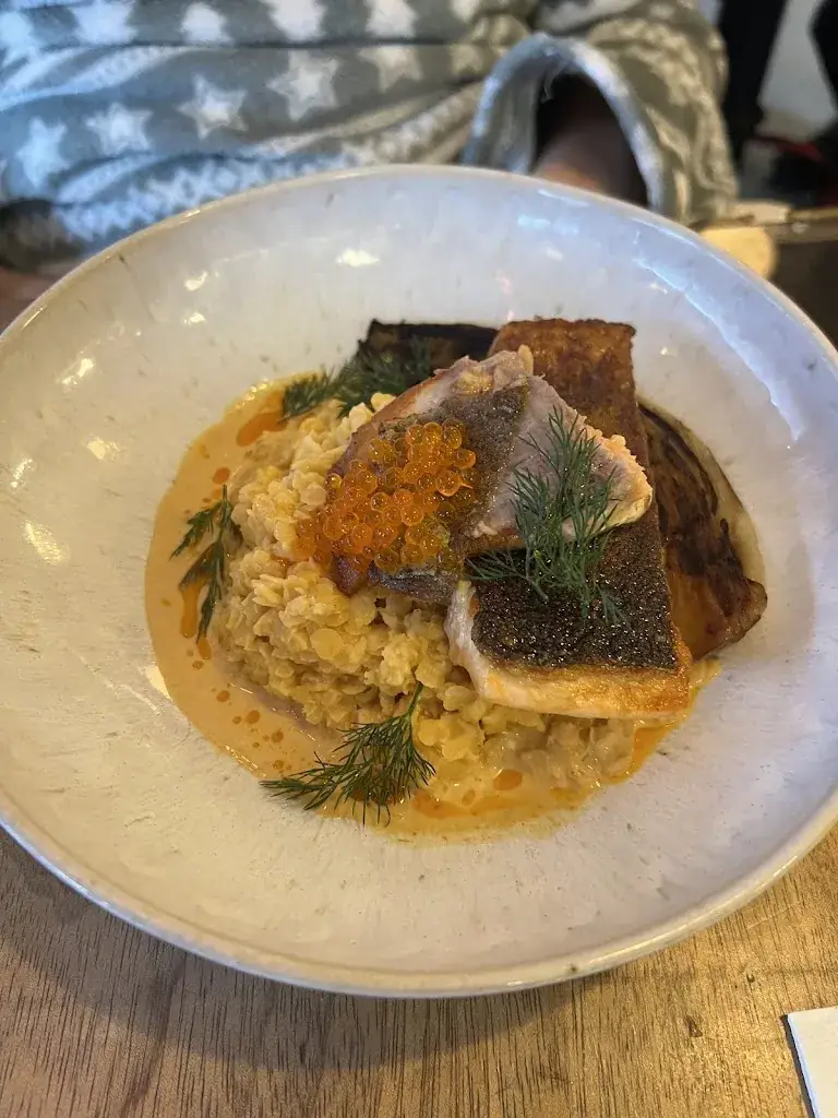 Gal Primack Najari_Bonne Aventure_Saint-Ouen-sur-Seine_review