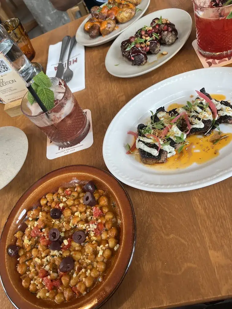 Mohammed Benhamou_Meïda_Saint-Ouen-sur-Seine_review