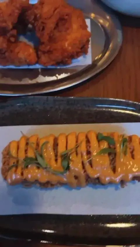 VIC_Meïda_Saint-Ouen-sur-Seine_review