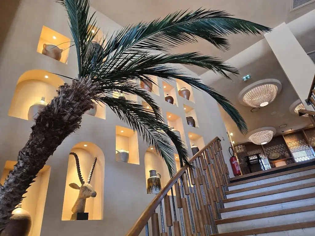 Meïda_Saint-Ouen-sur-Seine_slider_image_3