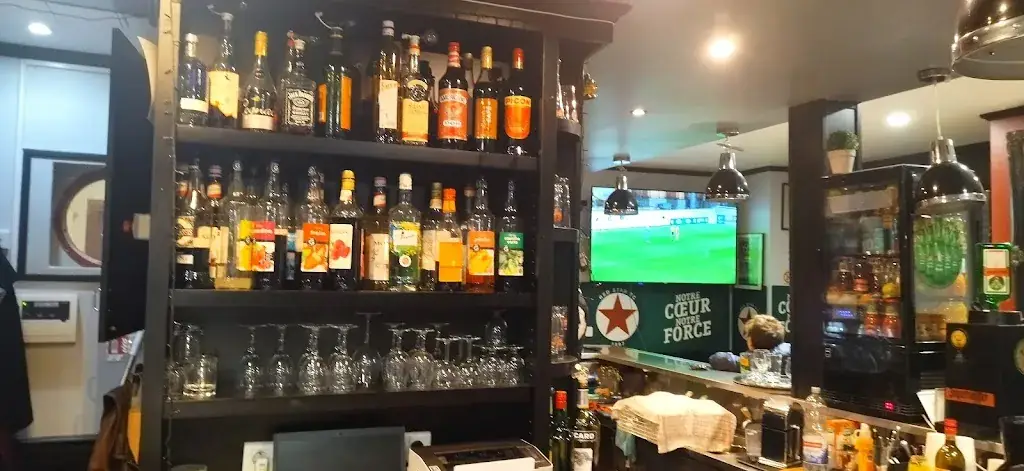 Hôtel Moderne restaurant à Saint-Ouen-sur-Seine