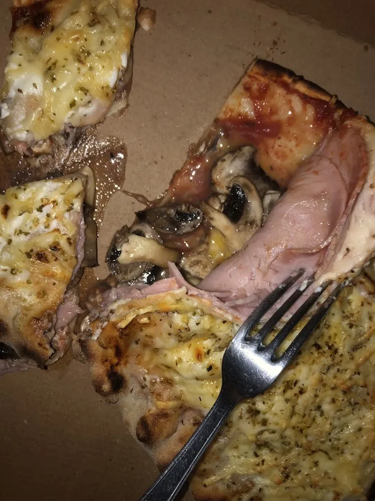 Mélanie Roussaud_Chris pizza_Sancoins_review