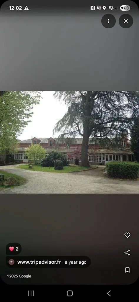 Freha Zia_Hotel du Parc_Sancoins_review