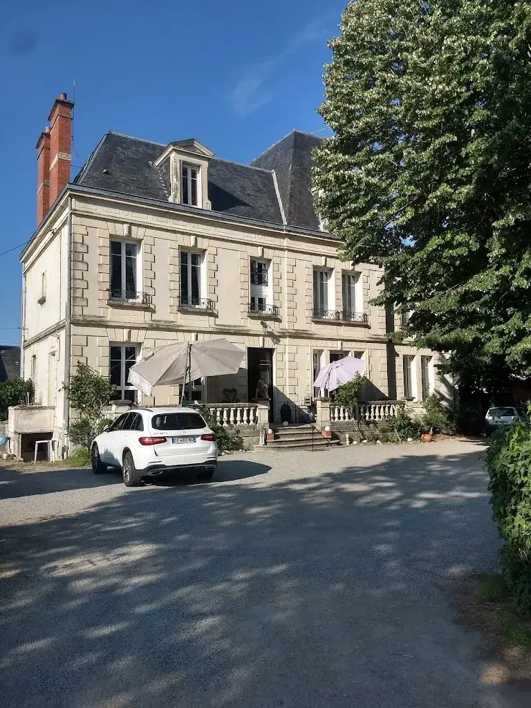 Hotel du Parc_Sancoins_slider_image_1