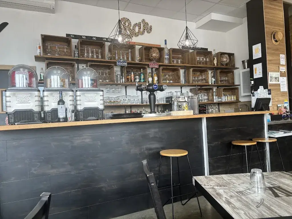 Justine Torrioli_Au QG de Loulou_Sorigny_review