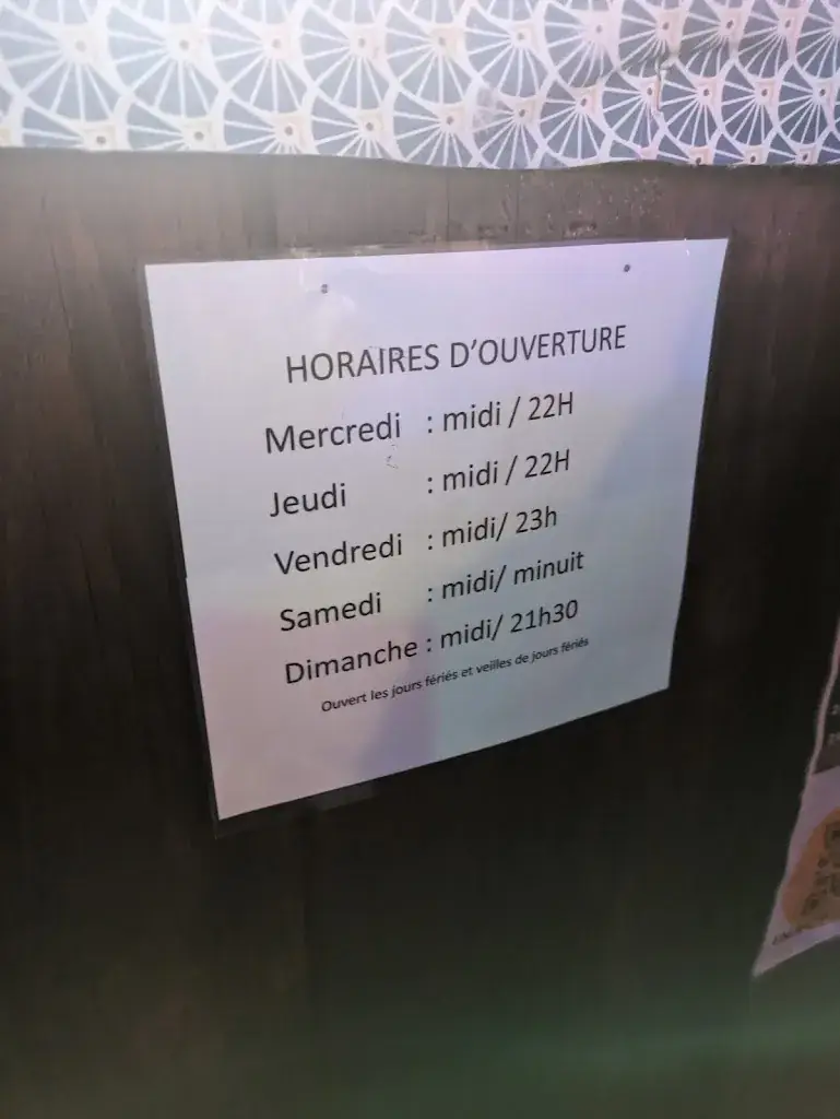 Cecile Vig_La Guinguette Du Domino_Suèvres_review