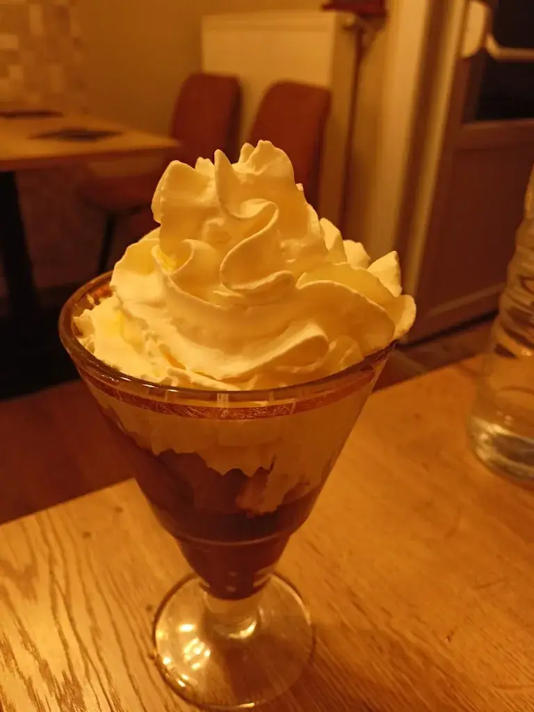 Marie Claude Secco_La Trattoria_Selles-sur-Cher_review