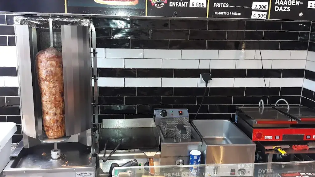 Mac Salem istanbul_Selles-sur-Cher_slider_image_1