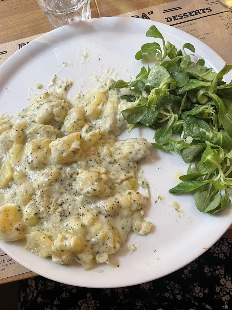 Thaïs UCH_pizzeria et caetera_Brioude_recensione