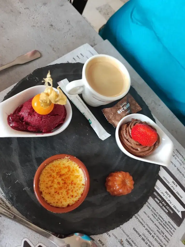 Manon Chmbn_Le Tourne Bride_Villeperdue_review