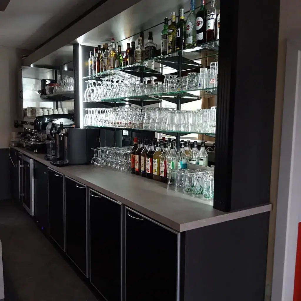 Le Tourne Bride restaurant in Villeperdue