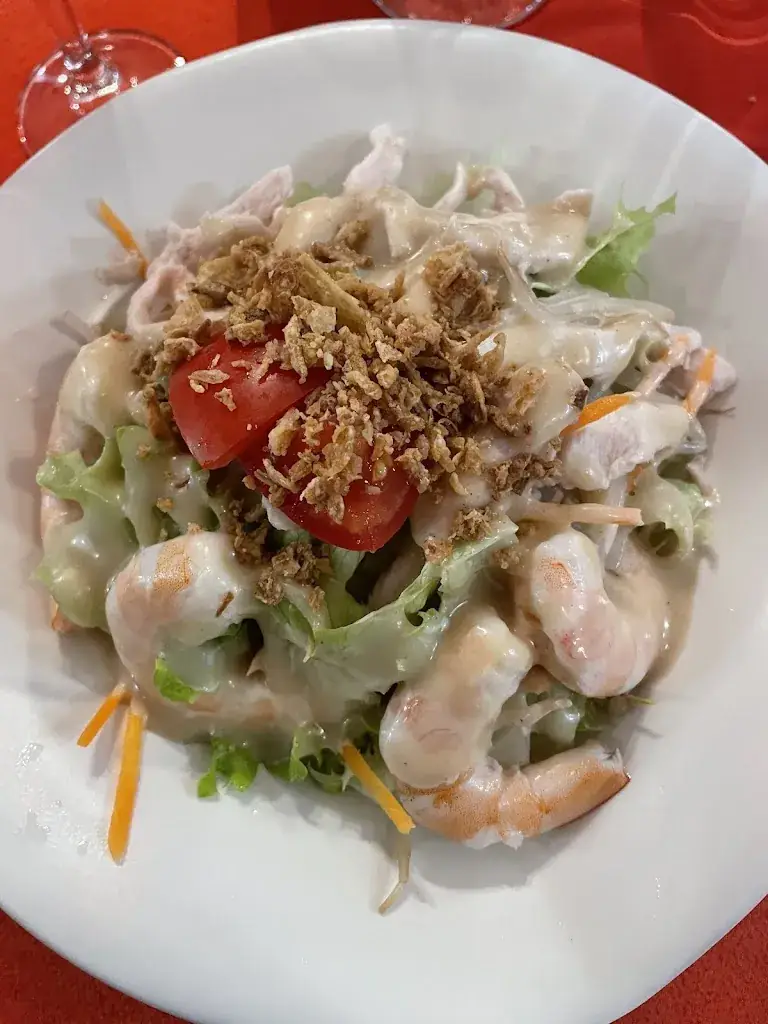 J. Ghorzi_L'Auberge du Bonheur_Loury_review