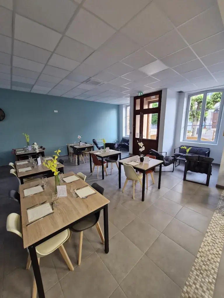 Le bar restaurant de l'Ouanne_Triguères_slider_image_2