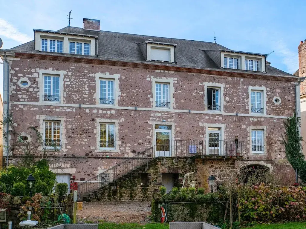 Logis Auberge de l'Abbaye restaurant in Thiron-Gardais