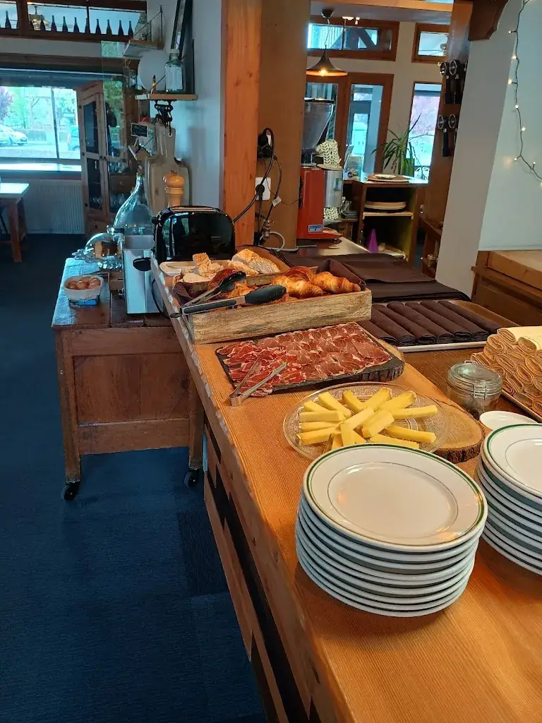 Phillip Spencer_Les Glycines_Vieille-Brioude_Bewertung