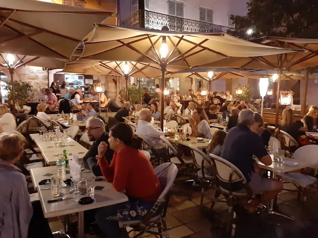 Jean Jacques JABIOL_Au Café Gourmand_Senonches_review