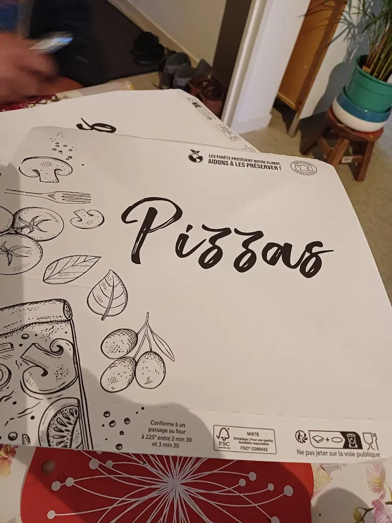 Délice Pizza_Senonches_slider_image_3