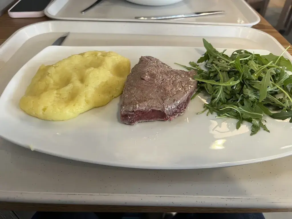 Lyot Jin_Del Arte_Theillay_review