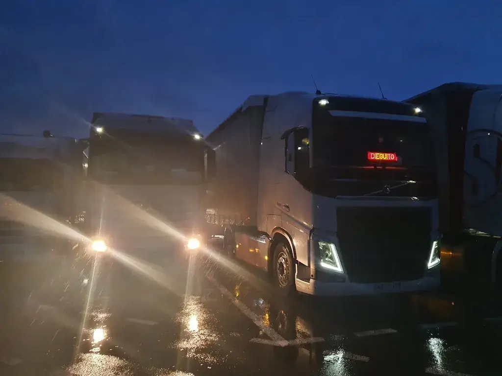 Aire de Salbris Theillay_Theillay_slider_image_3