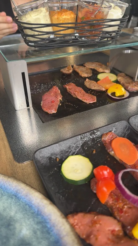 Alysson Diaz_La Pierrade d'Or_Sainte-Geneviève-des-Bois_recensione