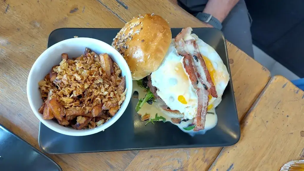 Le Bistrot du 212_Sainte-Geneviève-des-Bois_slider_image_3