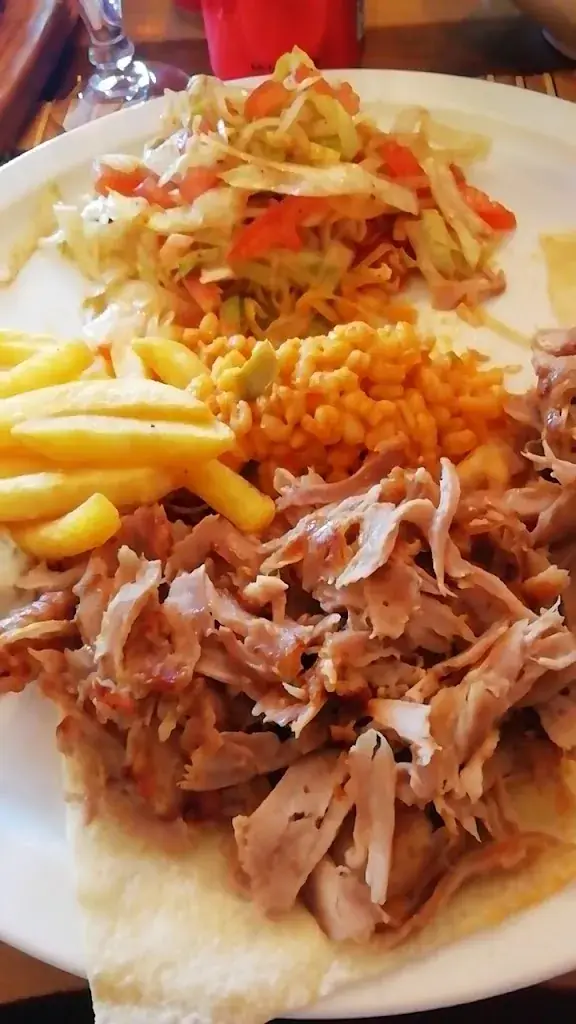 Restaurant Roni_Sainte-Geneviève-des-Bois_slider_image_2