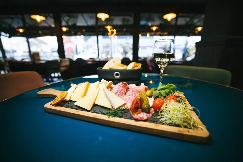 Restaurant Bar L’Absolu - Sainte-Geneviève-des-Bois_Sainte-Geneviève-des-Bois_slider_image_2