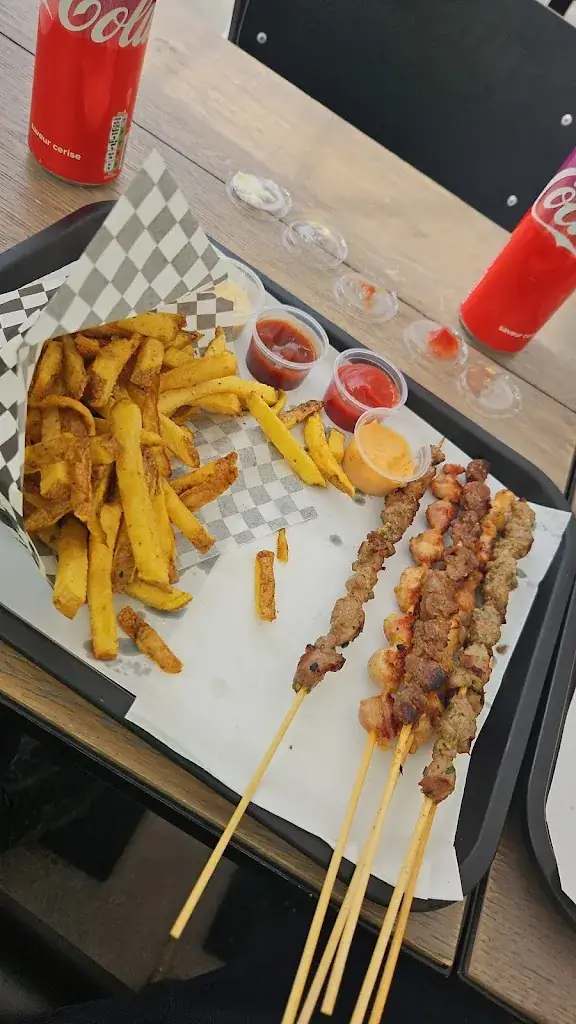 Kylian Kylian_La Bonne Brochette® - Sainte-Geneviève-des-Bois 91｜Restauration rapide ｜Brochette Halal_Sainte-Geneviève-des-Bois_review