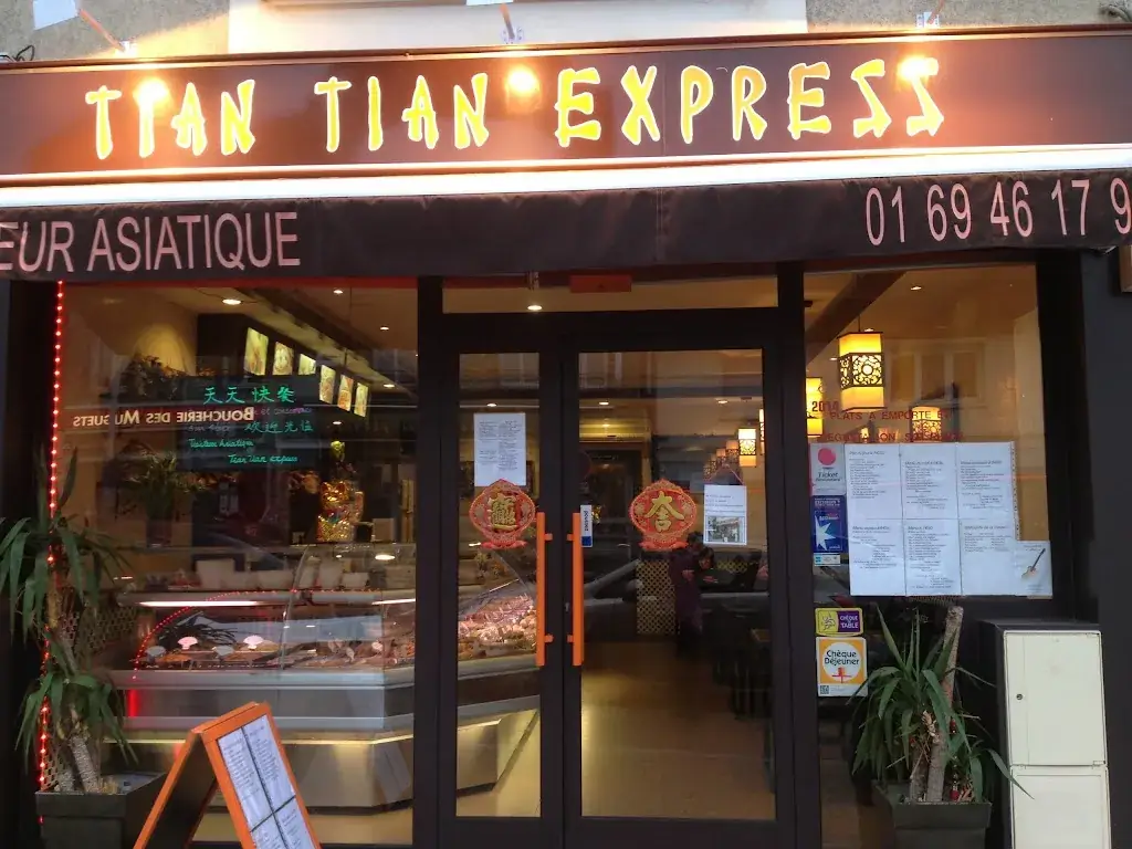 Tiantian Express restaurante en Sainte-Geneviève-des-Bois