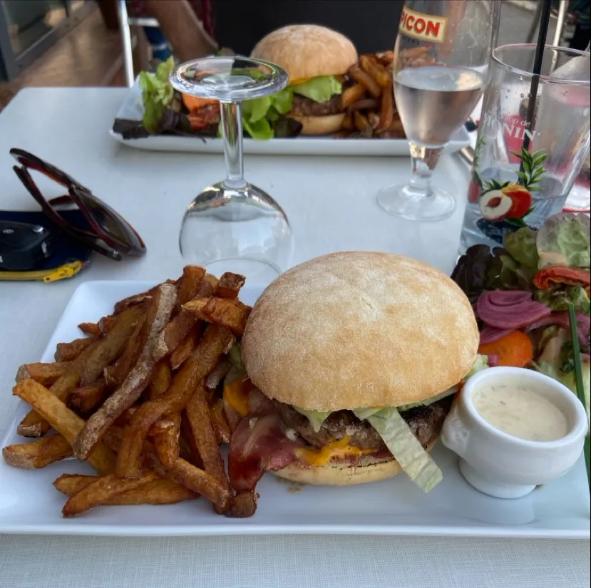 Celine Delbruyere_Le Vers Nous_Vernou-sur-Brenne_review