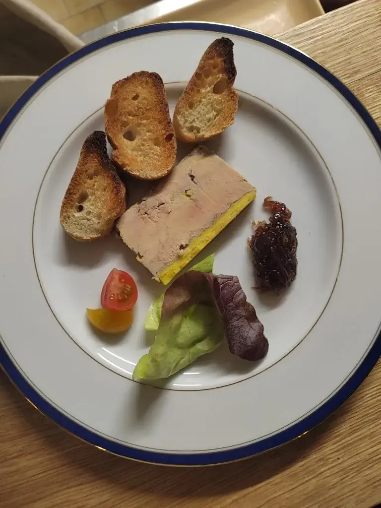 Le Bergerac Restaurant_Vouzon_slider_image_3