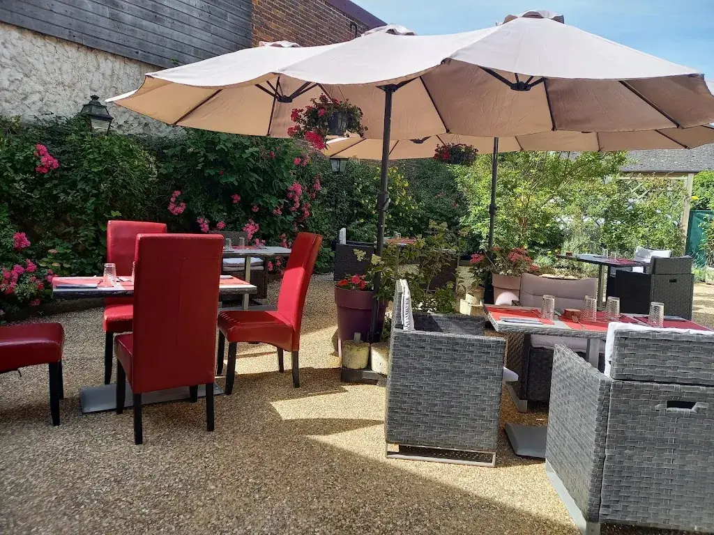 Le Saint-Jacques restaurant in Yèvres