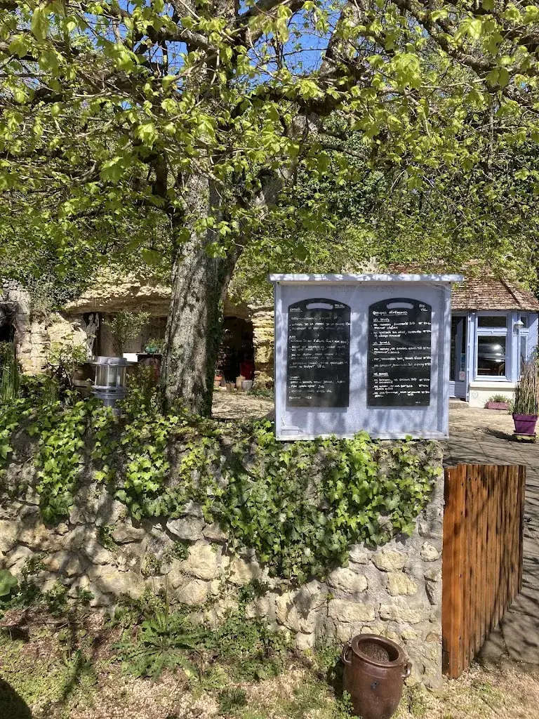 Monica Rivera_Les Gueules Noires (à la Cave Martin)_Vouvray_review