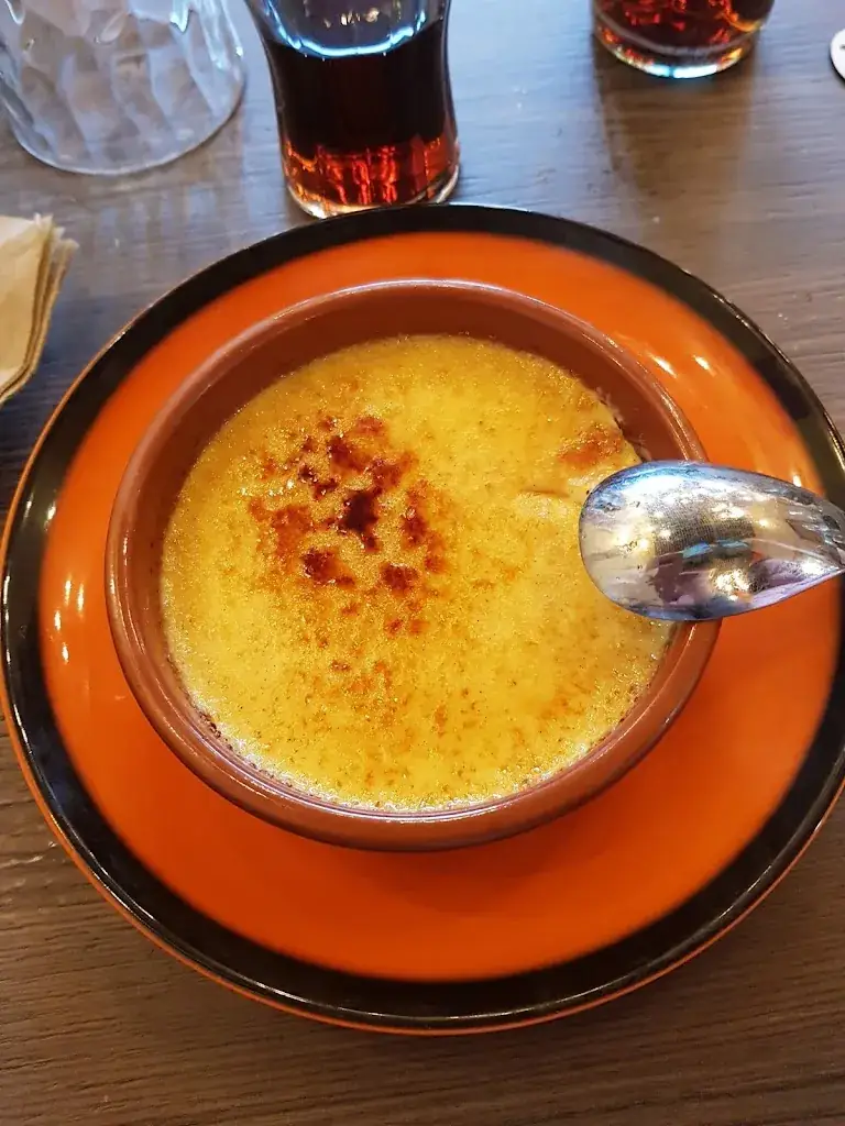 Lydia Lancesseur_Le Rendez-Vous_Vineuil_review