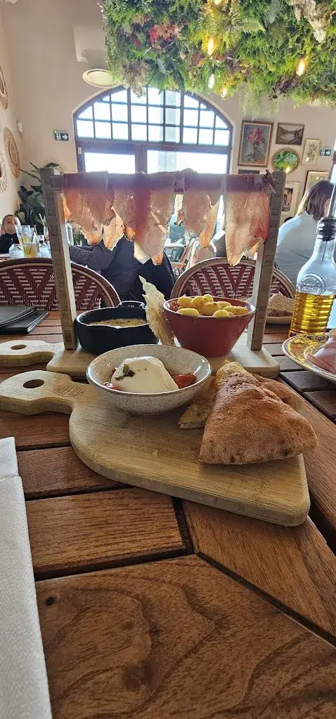 V V_Volfoni Blois_Blois_review