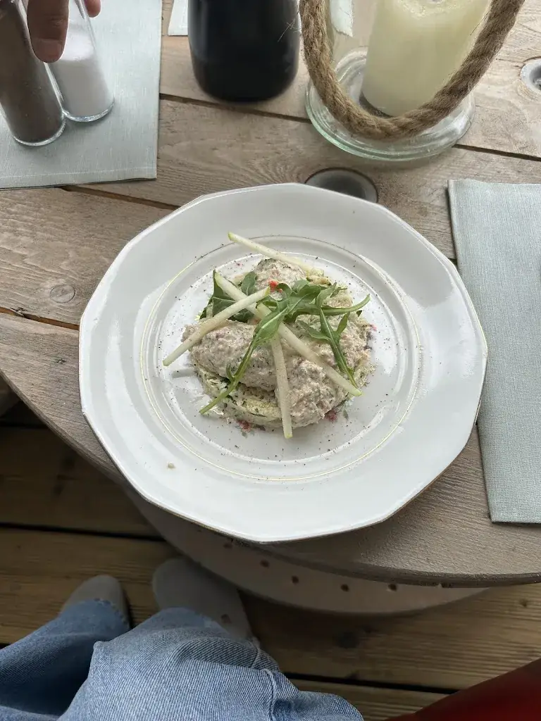 Nelly Brodelle_Mr Pampas_Vernouillet_review