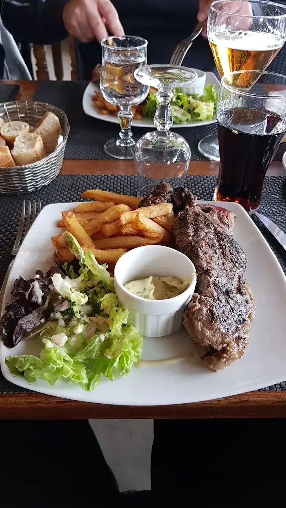 Gilles GUERIN_Brasserie Du Val De Seine._Vernouillet_recensione